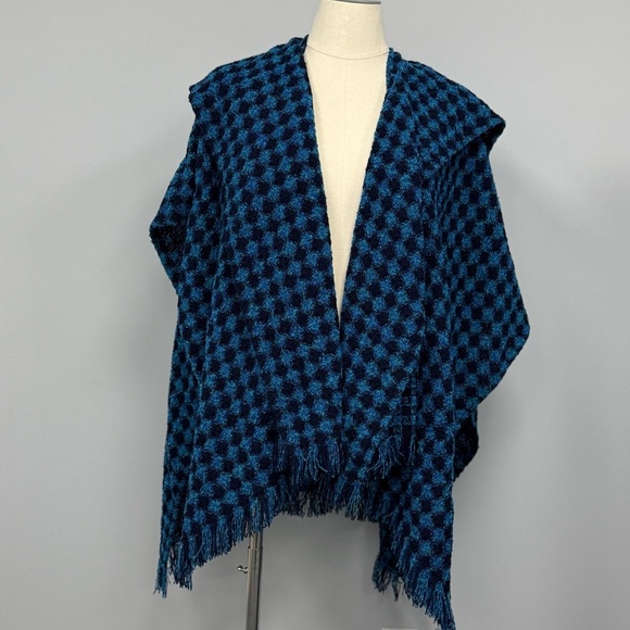 Boyne Valley Weavers Cape Poncho Blackwatch Houndstooth Tartan Ireland Made O/S - Picture 2 of 11